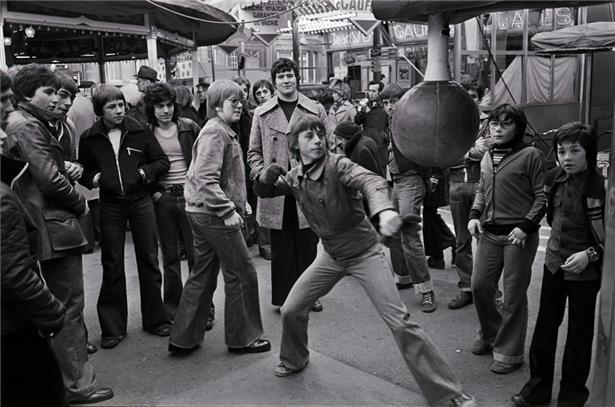 Boxen als Jahrmarktattraktion, hier auf der Escher Kirmes in den 70ern
