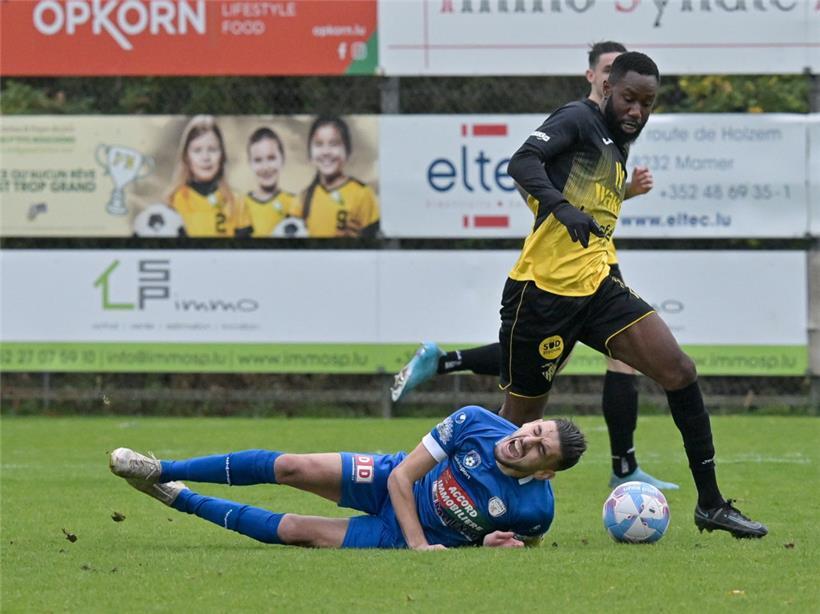 Brian Amofa (r., Niederkorn)
