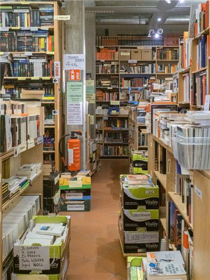 Bücher, wohin das Auge reicht: Die Pabeierscheier in Burglinster
