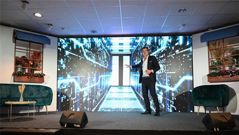 Bühne frei für Nils Müller
