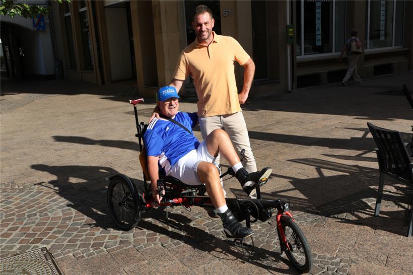 Bürgermeister Bob Steichen (rechts)