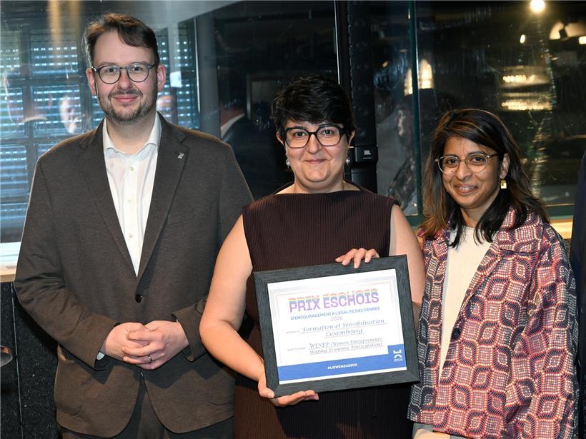 Bürgermeister Christian Weis, Tatev Margaryan und zukünftige Schöffin Daliah Scholl bei offizieller Veranstaltung in Luxemburg