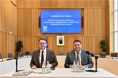 Bürgermeister Christian Weis (CSV) und Schöffe Meris Sehovic („déi gréng“)
