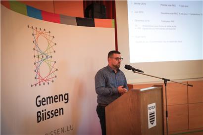 Bürgermeister David Viaggi („Är Leit“) musste viele Fragen aus der Opposition beantworten
