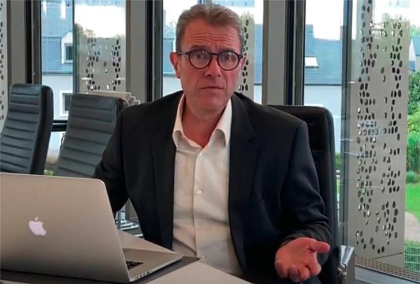 Bürgermeister Félix Eischen informiert die Bürger auch per Videoansprache
