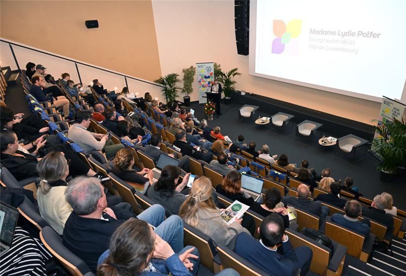 Bürgermeisterin Lydie Polfer zeigte sich erleichtert über den Start der LUGA – nach jahrelanger Konzeption und monatelanger Umsetzung
