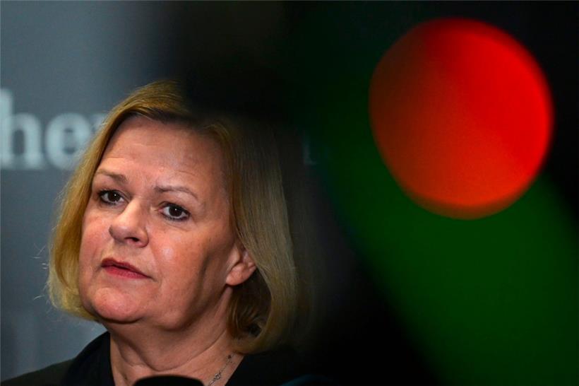 Bundesinnenministerin Nancy Faeser will den Schutzstatus von syrischen Flüchtlingen überprüfen lassen
