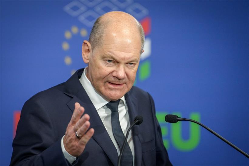 Bundeskanzler Olaf Scholz zeigt sich offen für Verhandlungen zum Zeitplan der Bundestagswahl
