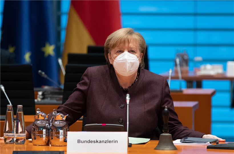 Bundeskanzlerin Angela Merkel (CDU) nimmt an der einer wöchentlichen Kabinettssitzung im Kanzleramt teil
