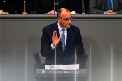 CDU-Chef Friedrich Merz konnte sich am Mittwoch bei einer Abstimmung im Bundestag erstmals auf die rechtsextreme AfD verlassen
