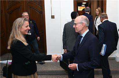 CSV-Premier Luc Frieden am Mittwoch mit Carole Muller, CEO von Fischer und Präsidentin der Handelskonföderation

