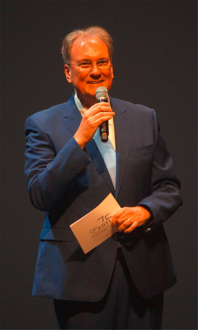 Camille Ney führte die Gäste durch die akademische Sitzung