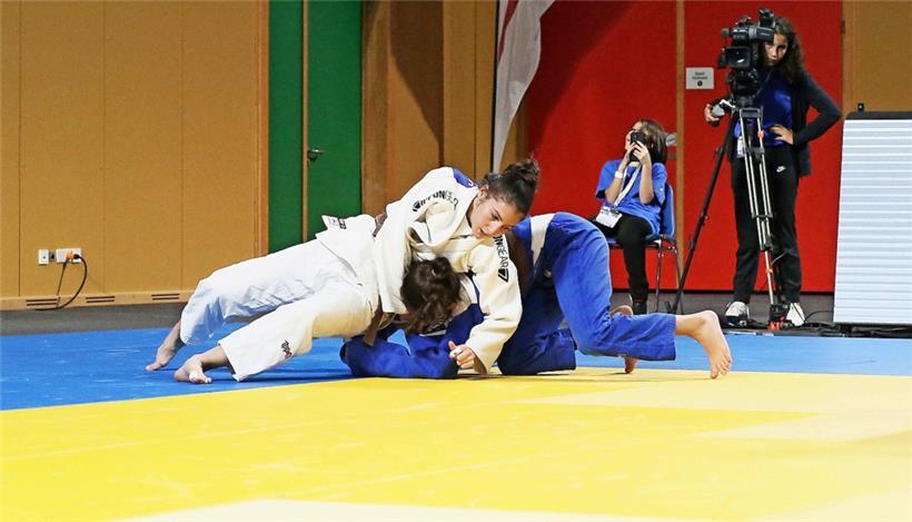 Carla Tavares (in Weiß) gewann Silber in der -52-kg-Gewichtsklasse