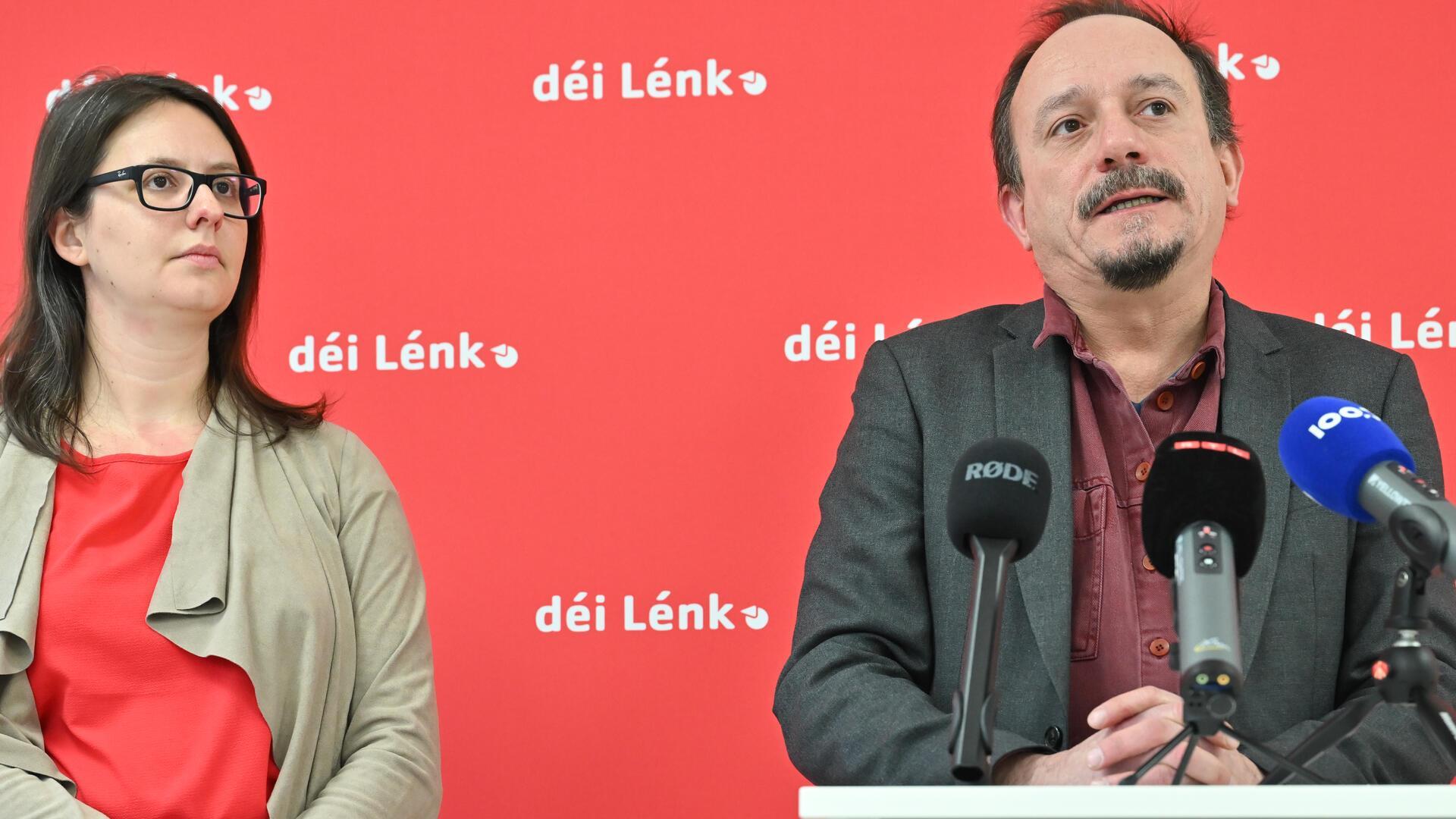 Carole Thoma und Marc Baum bei Pressekonferenz in den Räumen der politischen Partei déi Lénk am Dienstagvormittag