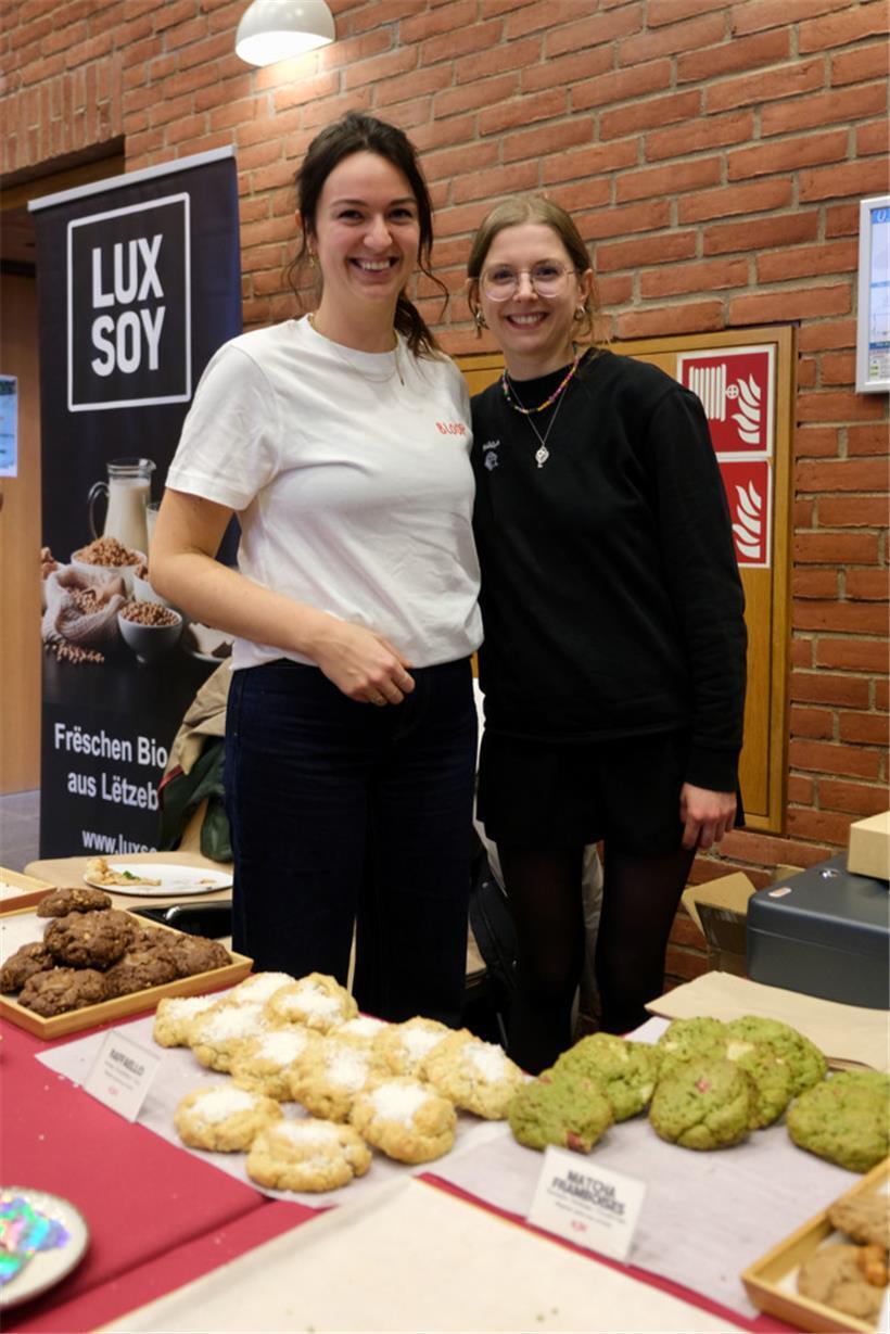 Caroline Boulanger, Gründerin von Bloop Cookies (r.): „Meine Cookies überraschen – viele merken gar nicht, dass sie vegan sind“
