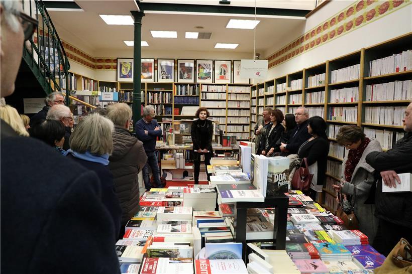 Catherine Gaeng à la librairie Alinéa lors de la publication de son premier livre sur l’affaire Lunghi/RTL/Bettel
