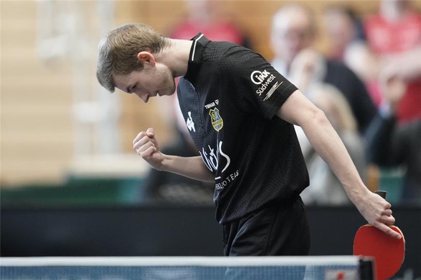 Cedric Meissner (1. FC Saarbrücken Tischtennis) mit geballter Faust