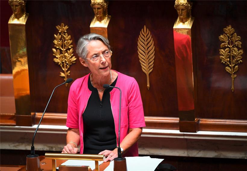 Certaines déclarations d’Elisabeth Borne ont provoqué les huées d’une partie de l’Assemblée
