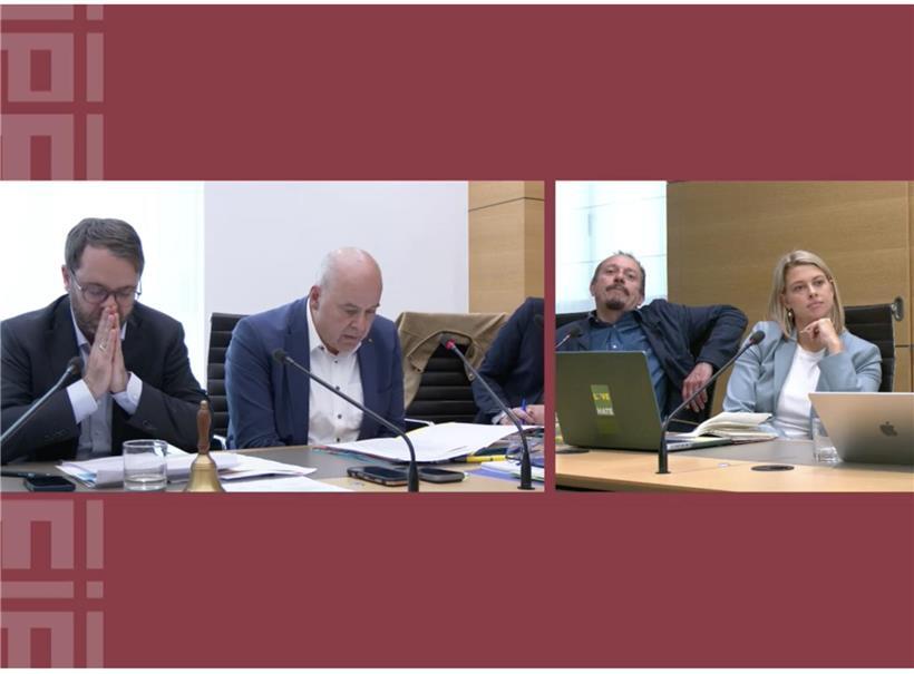 Charel Weiler, Marc Spautz (CSV), Marc Baum (Linke), Djuna Bernard (Grüne) und Carole Hartmann (DP) im parlamentarischen Beschäftigungsausschuss