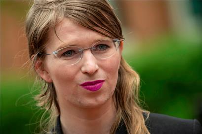 Chelsea Manning wurde 2010 festgenommen und im August 2013 wegen Spionage zu 35 Jahren Gefängnis verurteilt. 
