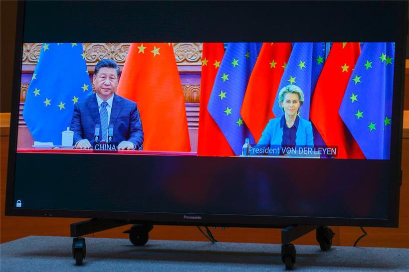 Chinas Präsident Xi Jinping und Kommissionschefin Ursula von der Leyen bei der Videokonferenz 
