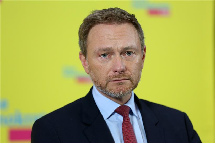 Christian Lindner spricht auf einer Pressekonferenz am 7. Februar 2020 in Berlin, kurz nachdem der Vorstand ihm sein Vertrauen ausgesprochen hat.
