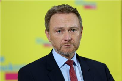 Christian Lindner spricht auf einer Pressekonferenz am 7. Februar 2020 in Berlin, kurz nachdem der Vorstand ihm sein Vertrauen ausgesprochen hat.
