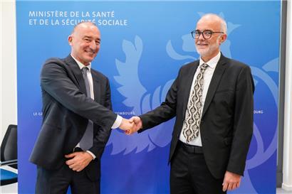 Christian Oberlé (links), ehemaliger Präsident der CNS, und José Balanzategui (rechts), neuer Präsident der CNS
