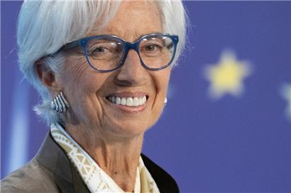 Christine Lagarde, Präsidentin der EZB, spricht auf der Pressekonferenz der Europäischen Zentralbank in Frankfurt
