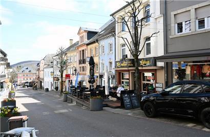 City-Manager Bob Wetzel: „Der Fokus für Handel und Gastronomie wird in Wiltz in den nächsten Jahren weiterhin in dem historischen Bereich um das Schloss und der Gemeinde liegen“
