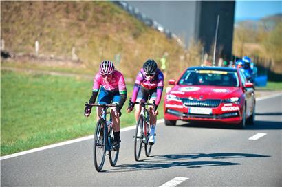 Claire Faber (hinten) war am Sonntag Teil der Ausreißergruppe bei Liège-Bastogne-Liège
