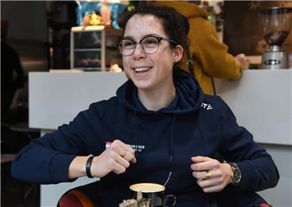 Claire Faber kann nach ihrem Unfall – wie hier auf dem Archivbild – wieder lachen

