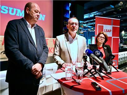 Claude Haagen, Georges Engel und Yolande Koster-Kaiser in der Urban Bar Esch-Belval am Dienstagvormittag