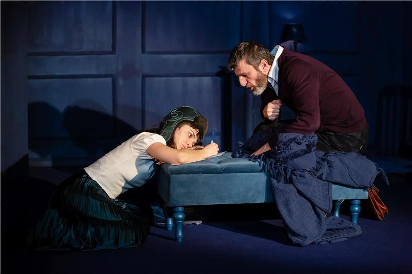 Claude (Julie Allain) et Claude (Régis Laroche) créeront un univers espiègle, ludique et loufoque
