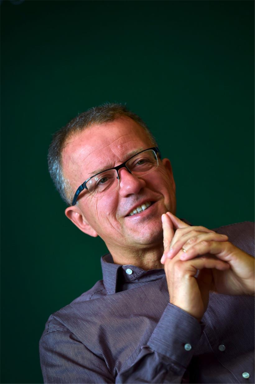 Claude Pantaleoni ist Präsident der Friedensorganisation „Pour la Paix et contre la Guerre Asbl – Ad pacem servandam“ und Lehrer an einer Sekundarschule in Luxemburg
