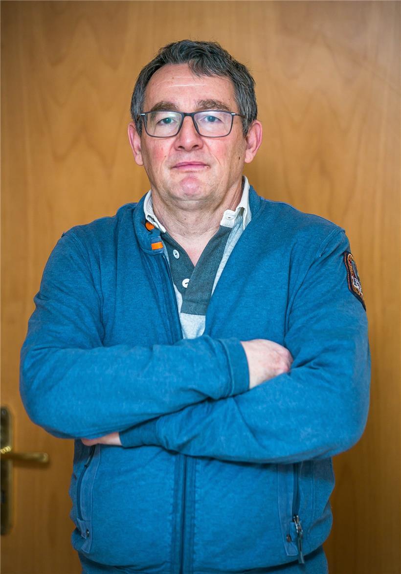 Claude Zovilé: Das Rauschen der Kronospan bringe ihn nachts um den Schlaf, sagt ...