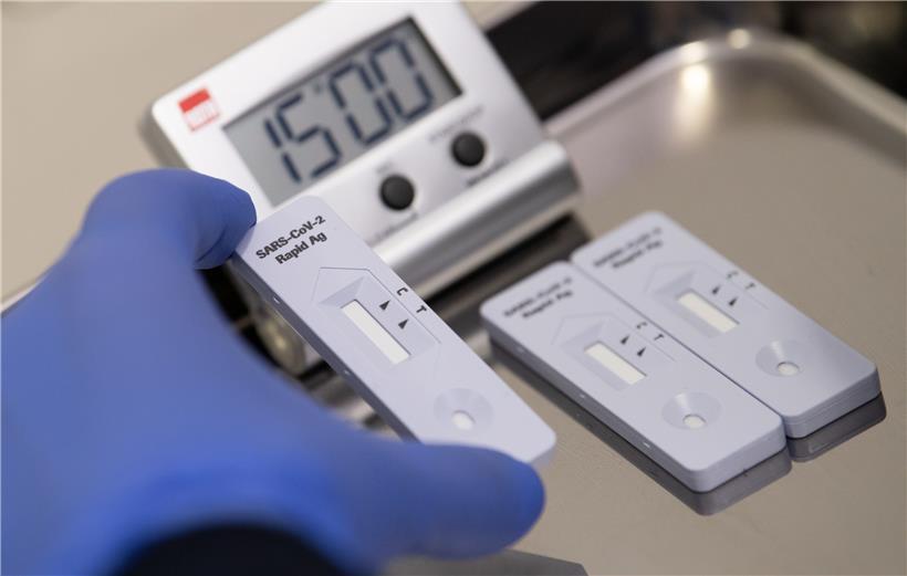 Corona-Schnelltests erinnern an Drogen- oder Schwangerschaftstests
