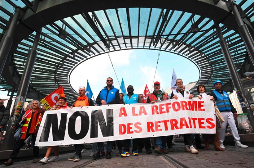 Cortège de 1er mai hier à la place de l’Homme de Fer à Strasbourg
