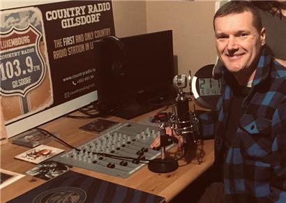 Country-Freak Frank Schuler in seinem Studio
