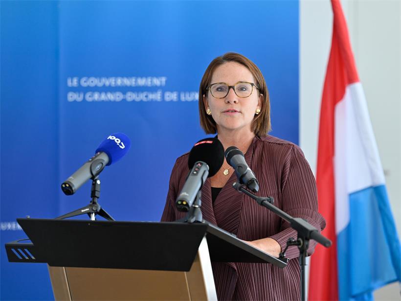 Nur ein Viertel der Luxemburger ist unzufrieden über Staus und Zugverspätungen DP-Mobilitätsministerin Yuriko Backes will den Verkehr der Zukunft „faktenbasiert“ planen