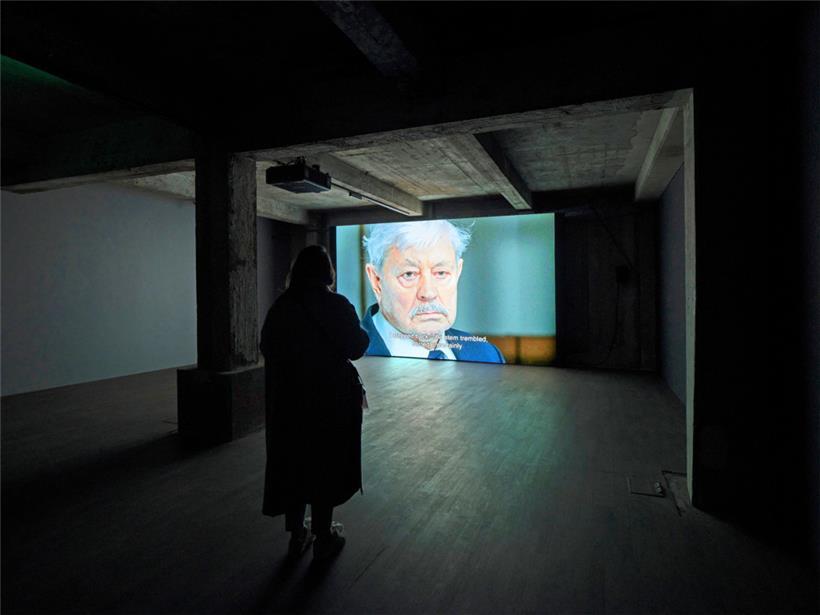 Dans „Revisiting Solaris“ (2007), Deimantas Narkevicius fait rejouer à son compatriote, la star du cinéma soviétique Donatas Banionis, le dernier chapitre du roman de science-fiction porté au cinéma par Andreï Tarkovski
