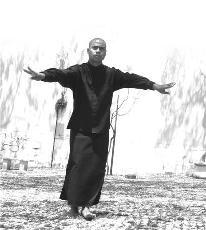 Dans „Sea beneath the skin“, des artistes des Kiribati performent sur une musique jouée par l’Orchestre philharmonique
