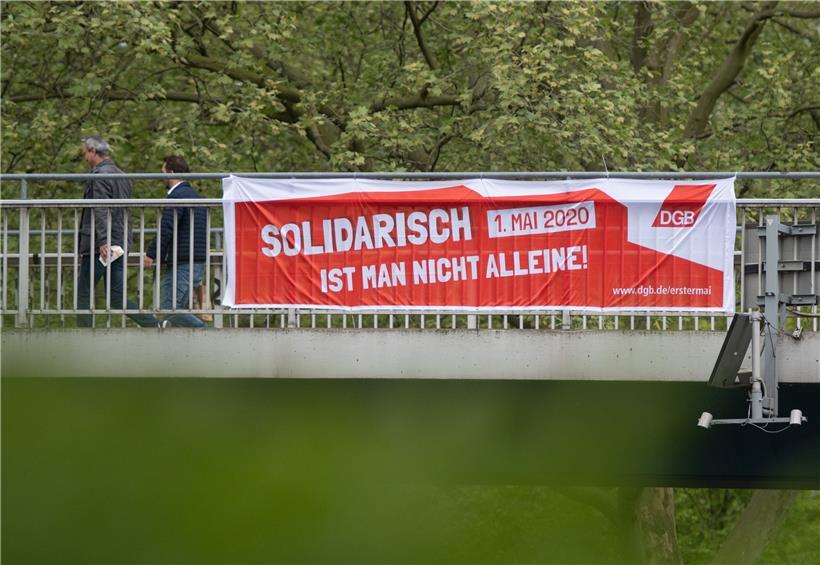 Das 1.-Mai-Motto 2020 des DGB lautet: „Solidarisch ist man nicht alleine.“ Aufgrund der Corona-Epidemie findet dieses Jahr auch in Deutschland, ebenso wie in Luxemburg, der erste „rein digitale 1. Mai“ statt. 
