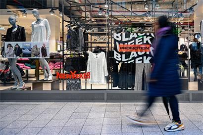 Übersicht von Produktangeboten in der Großregion mit Verfügbarkeit in vier Ländern und zwei Geschäftsketten