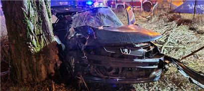 Das Autowrack bei Rodange: Möglicherweise ist der Crash mit zwei Schwerverletzten sogar doch noch glimpflich ausgegangen
