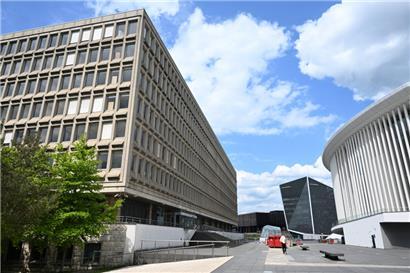 Das „Bâtiment Robert Schuman“ – gleich gegenüber der Philharmonie – ist wichtig für die Geschichte der Europäischen Union und für die von Luxemburg
