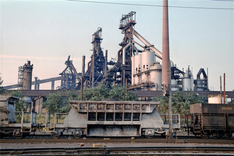 Das Belvaler Stahlwerk im Jahr 1991
