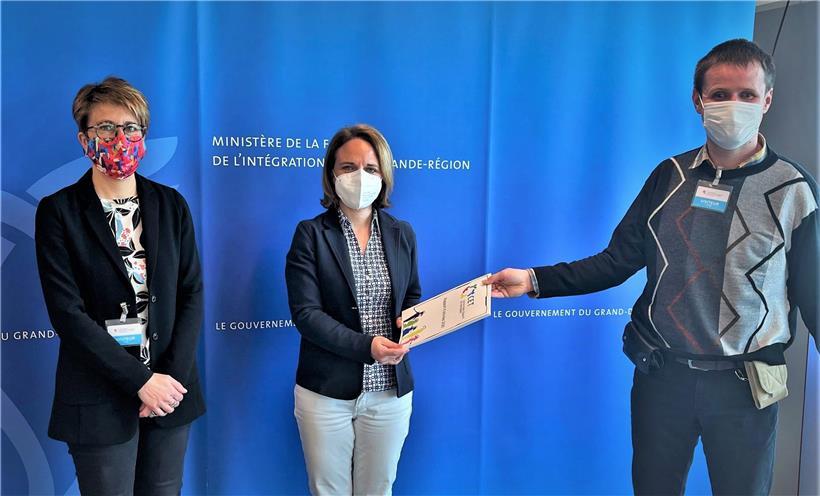 Das CET hat seinen Jahresbericht 2020 am 1. April 2021 an den Parlamentspräsidenten und die Familien- und Integrationsministerin im kleinen Kreis überreicht

