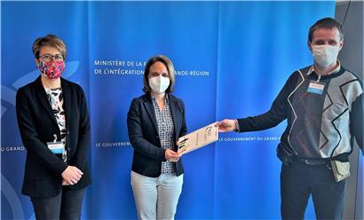 Das CET hat seinen Jahresbericht 2020 am 1. April 2021 an den Parlamentspräsidenten und die Familien- und Integrationsministerin im kleinen Kreis überreicht
