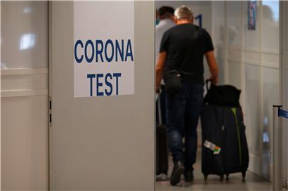 Das Corona-Testzentrum im Flughafen Düsseldorf. Auch an den Landesgrenzen könnten Testzentren entstehen.
